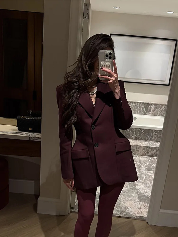Vintage Burgundy Lapel Single Breasted Blazer Coat Women Chic Long Sleeve Waist Slim Jackets 2025 Spring Lady Commute Outwear 250226