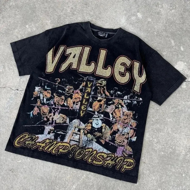 Harajuku retro Tshirt printed with Gothic style oversized mens hiphop streetwear punk casual loose clothing 250226