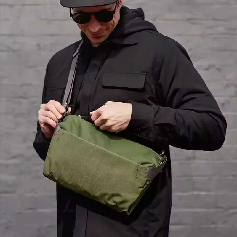 Bellroy Australia Venture Sg9l Explorer Chest Bag Large-Capacity Unisex Fashion Messenger Bag