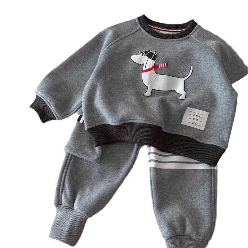 Clothing Sets Instant Hair Childrens Velvet Set 2025 Winter Boys Sportswear Baby Cute Dog Two Piece Set TrendyY250227NO36
