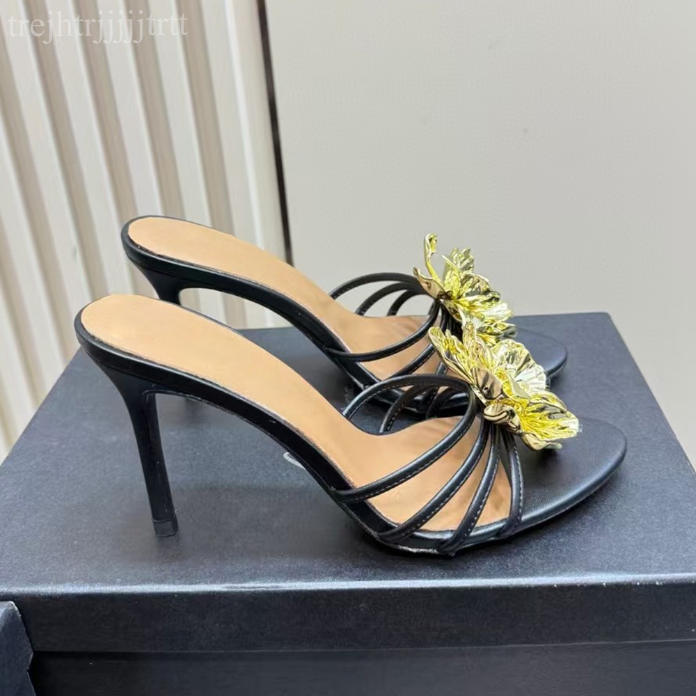 Elegant Ladies stiletto Slippers mule Fashionable gold flower embellishment Sharp toes sandals luxurious designer high-heeled Slippers Sizes 35-43 wit