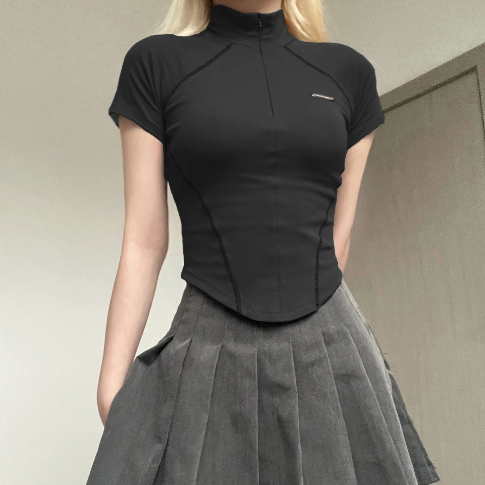 y2k Metal Crop Top Zipper Grey Short Sleeve Biker Moto Tee Korean Fashion Streetwear T Shirt Grunge Chic Outfits 90s 250226