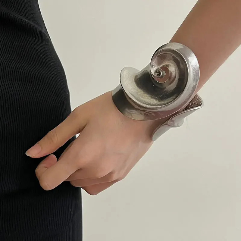 Draweye Y2k Hiphop Bracelet for Women Irregular Conch Punk Style Vintage Jewelry Men Bangles Twist Fashion Pulseras Mujer 250227