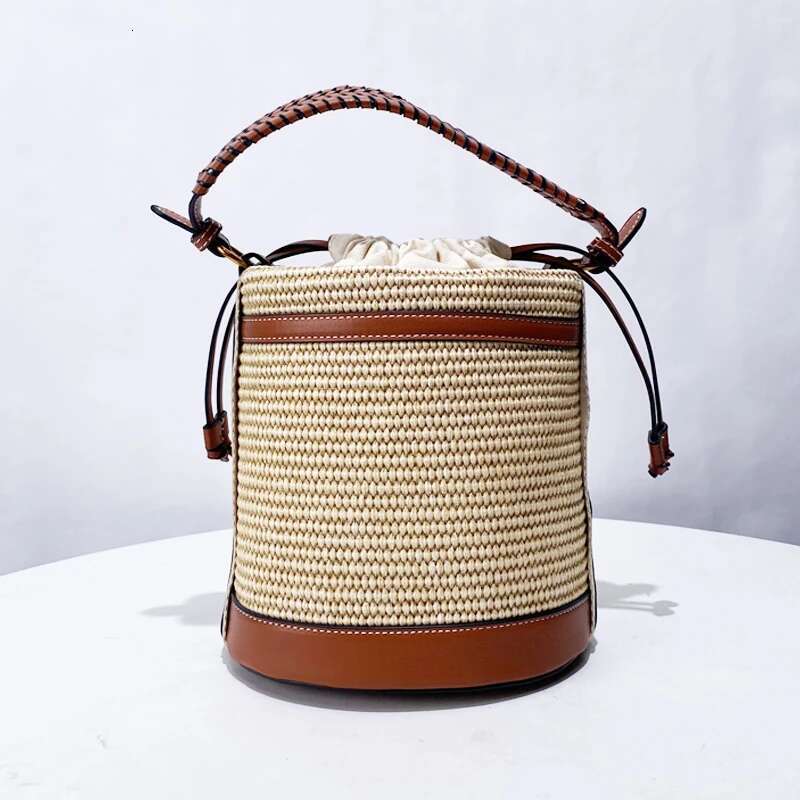 Drawstring Bucket Bags For Women Designer Handbags Purses 2025 New In Casual Straw Weave Beach Small Shoulder Crossbody