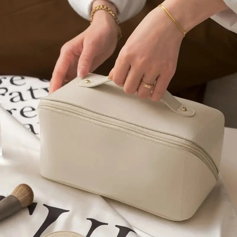 Ship from US Large Capacity Travel Cosmetic Bag Portable Makeup Organizer Cotton pad container Toilet organizer Container 250227FBB