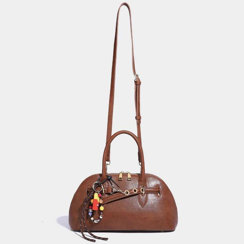 England Style Shell Bag For Women Designer Handbag Purse 2024 New In PU Belt Buckle Top Handle Hanging Ornaments Shoulder