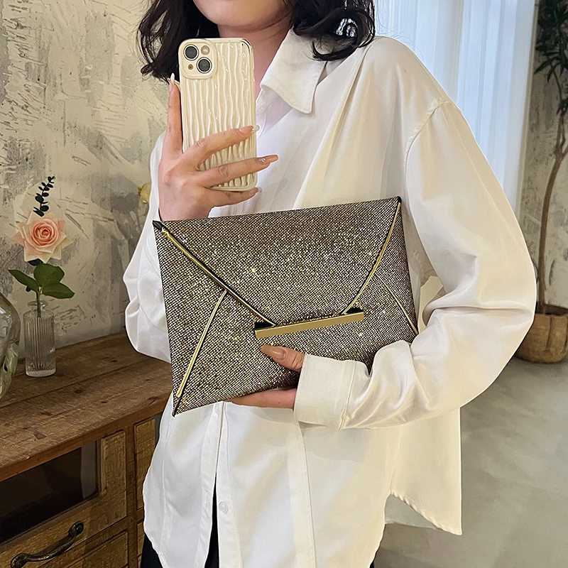 Women Luxury Shiny Clutch Solid Color Sequins Evening Purse Elegant Bling Clutch Envelope Wristlet Bag Ladies Wedding BagXJ250227