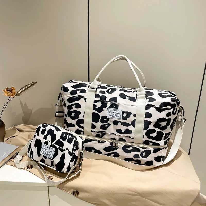 Diaper Bags Large capacity womens portable travel bag fitness short business travel luggage printing travel storage bag Y250227AEIY