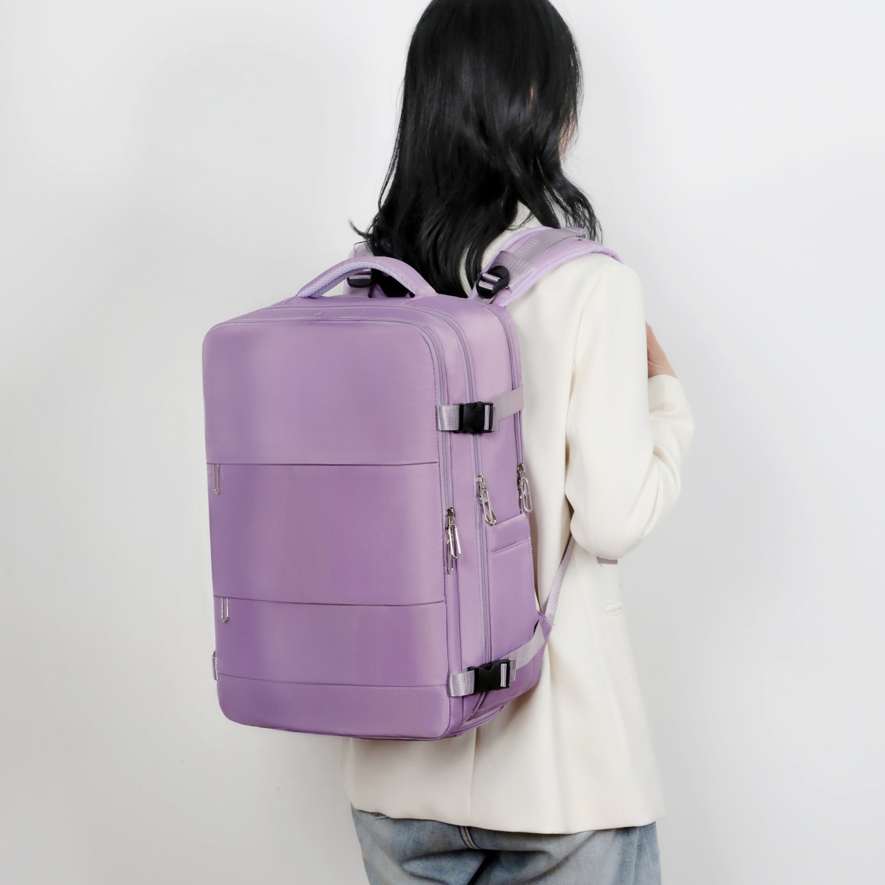 New business fashion with laptop bag Large capacity carry-on bag multi-layer double zipper leisure backpack 2025s