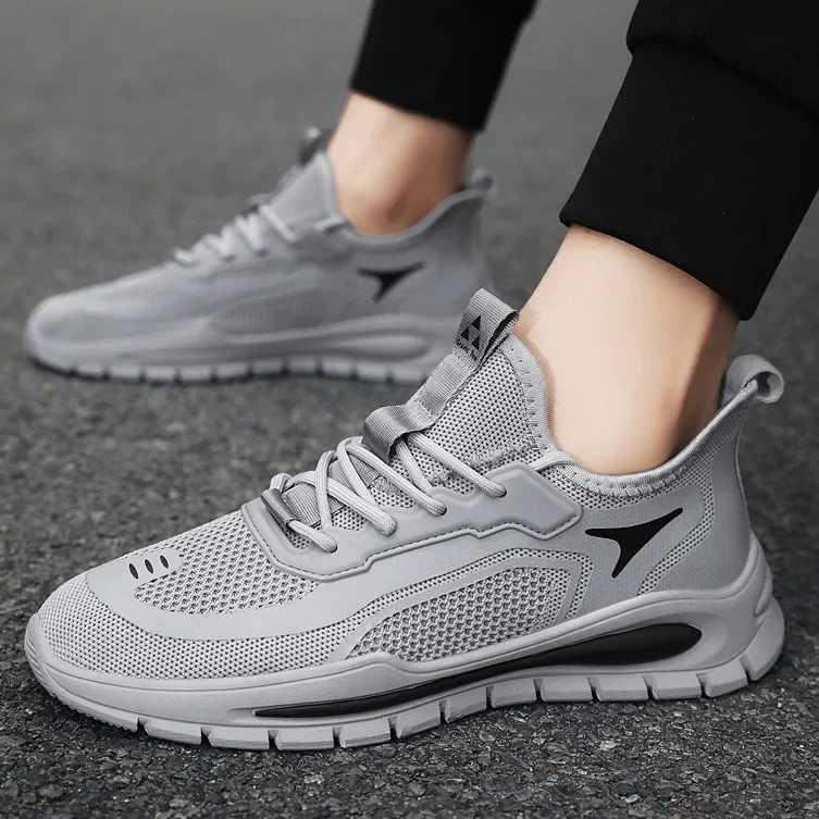New Versatile Mens Knitwear Shoes 2024 Summer Breathable Mesh Sports Running Shoes Casual Work Shoes Casual Sneakers Rubber Sol Z250227