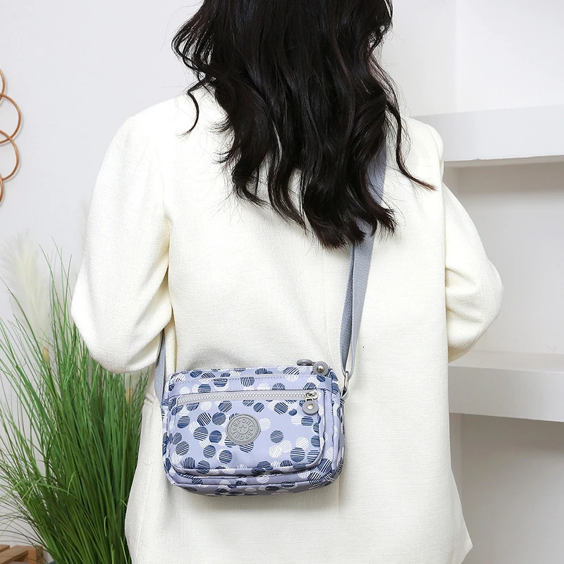 Nylon Shoulder Bag Lightweight Small Square Bag Anti Splash Casual Crossbody Womens Bag 250218