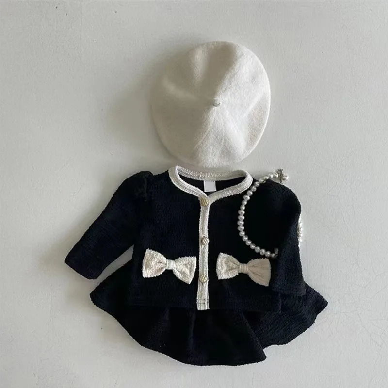 Autumn Baby Girl Long Sleeve Clothes Set Infant Cute Bow Cardigan Coat Half Skirt 2pcs Suit Girls Sweet Outfits 250227