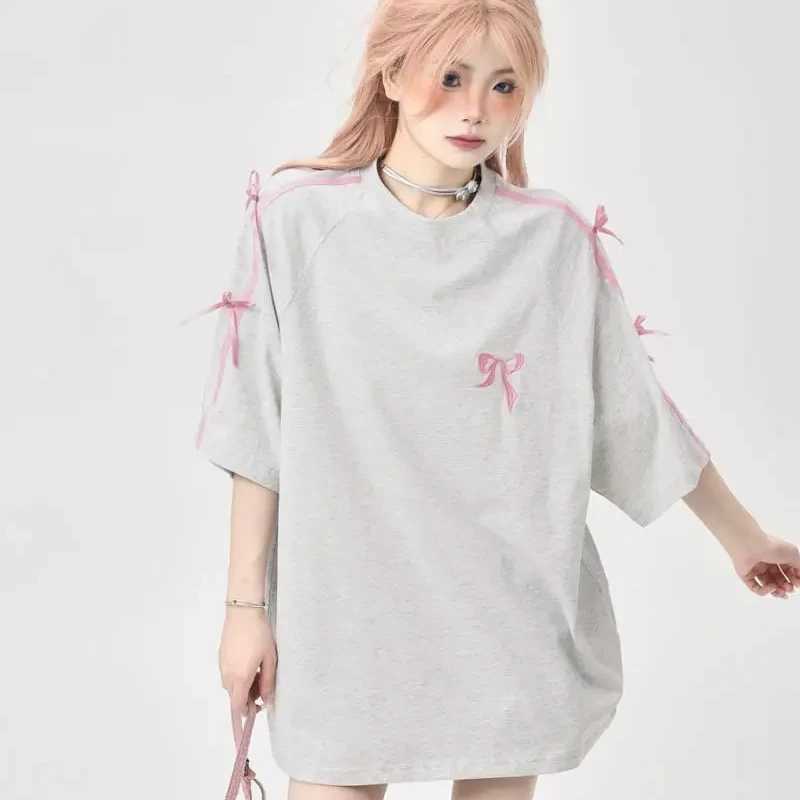 Korean style sweet bow loose womens short sleeved design T-shirt 2024 trendy high-end sweet and chic embroidered topT250320