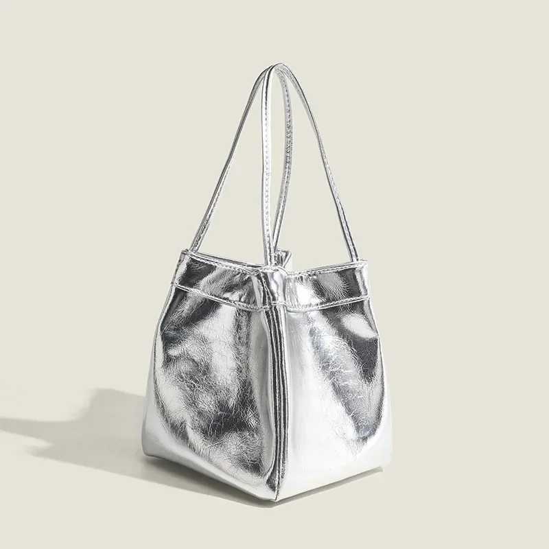 New Arrival Silver Bucket Bag Women Casual Retro PU Leather Handbag Ladies Luxury Shining Soft Small Square Evening Party Shoulder Bag T250227