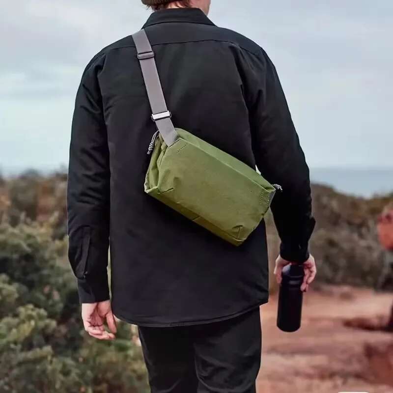 Bellroy Australia Venture Sg9l Explorer Chest Bag Large-Capacity Unisex Fashion Messenger Bag