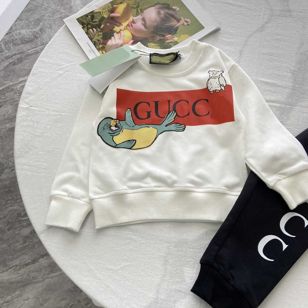 Clothing Sets Boys and Girls Spring and Autumn Set 2025 New Style Mens and Womens Middle and Large Childrens Trendy Cotton Printed Design Spring and A