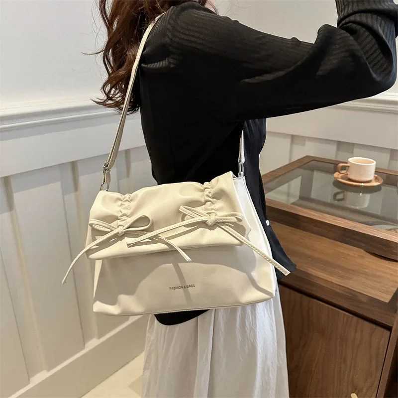 Underarm Bag Women Tote Bag Large Capacity Autumn and Winter Shoulder 2024 New Versatile High-Grade Shoulder Commuter BagXJ250227