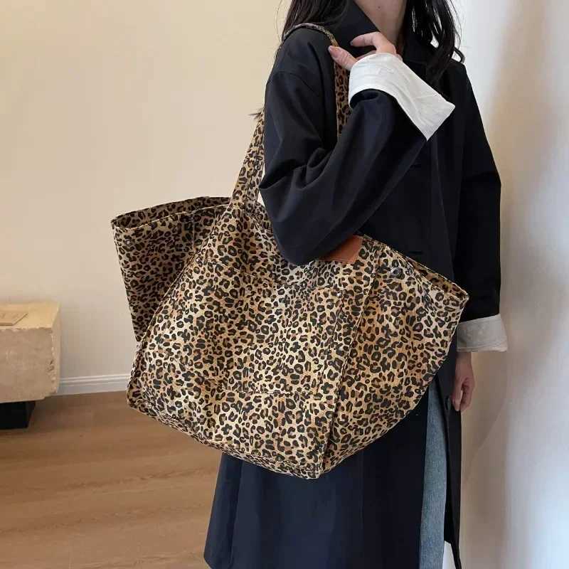 Oversized Leopard Prints Shoulder Bags for Women Deformable Canvas Large Capacity Shopping Totes 2024 Winter New Luxury HandbagsXJ250227