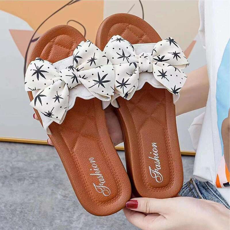 2025 Summer New PVC Versatile Fashion Bow Women's Designer Sandals Casual Beach Flat Slippers Thick Bottom Sandals