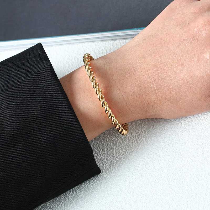 Twisted Bangle Open Cuff Bracelet% Stainless Steel Rope Twisted Bracelet Womens Jewelry Minimum Style W250227