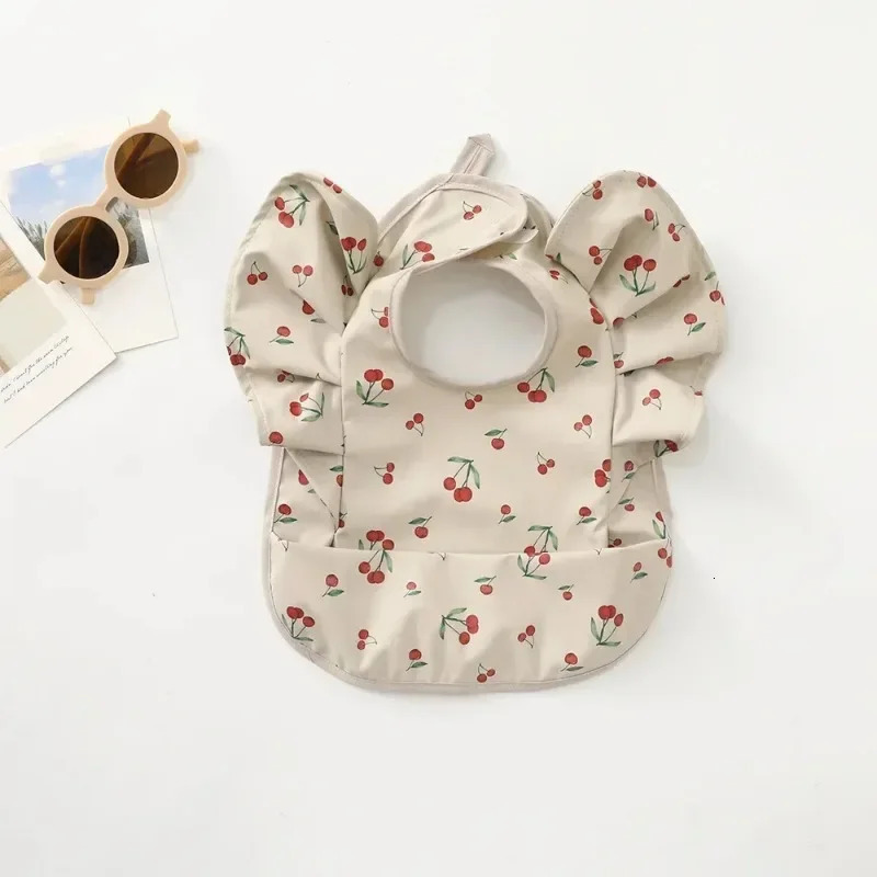Baby Saliva Towel Waterproof Infant Bibs Kids Feeding Eating Apron Boys Girls Ruffle Towel Toddler born Cartoon Burp Cloths 250227