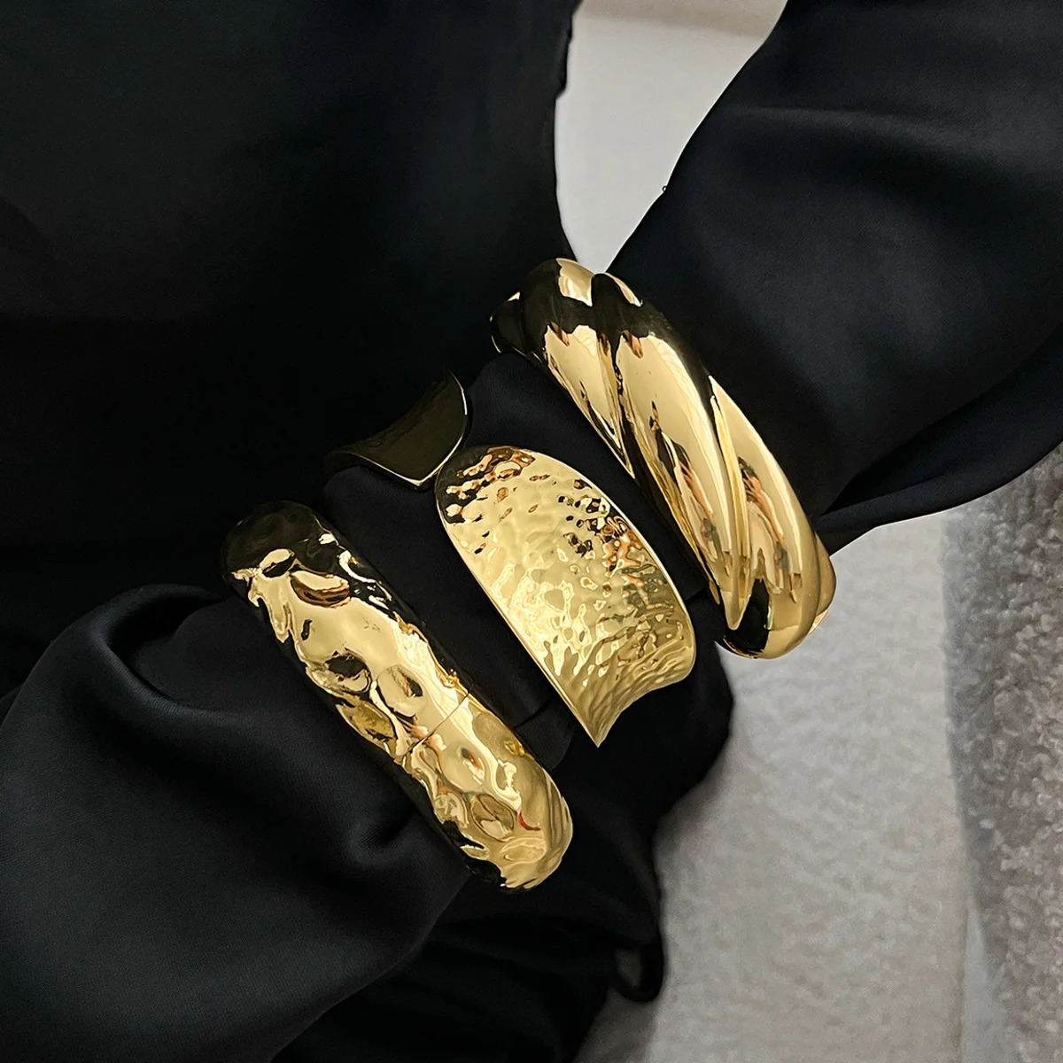 IngeSight.Z Fashion Heavy Metal Bangles Bracelet Woman Men Cool Punk Hip Hop Party Bangle Ladies Street Hand Jewelry 250227