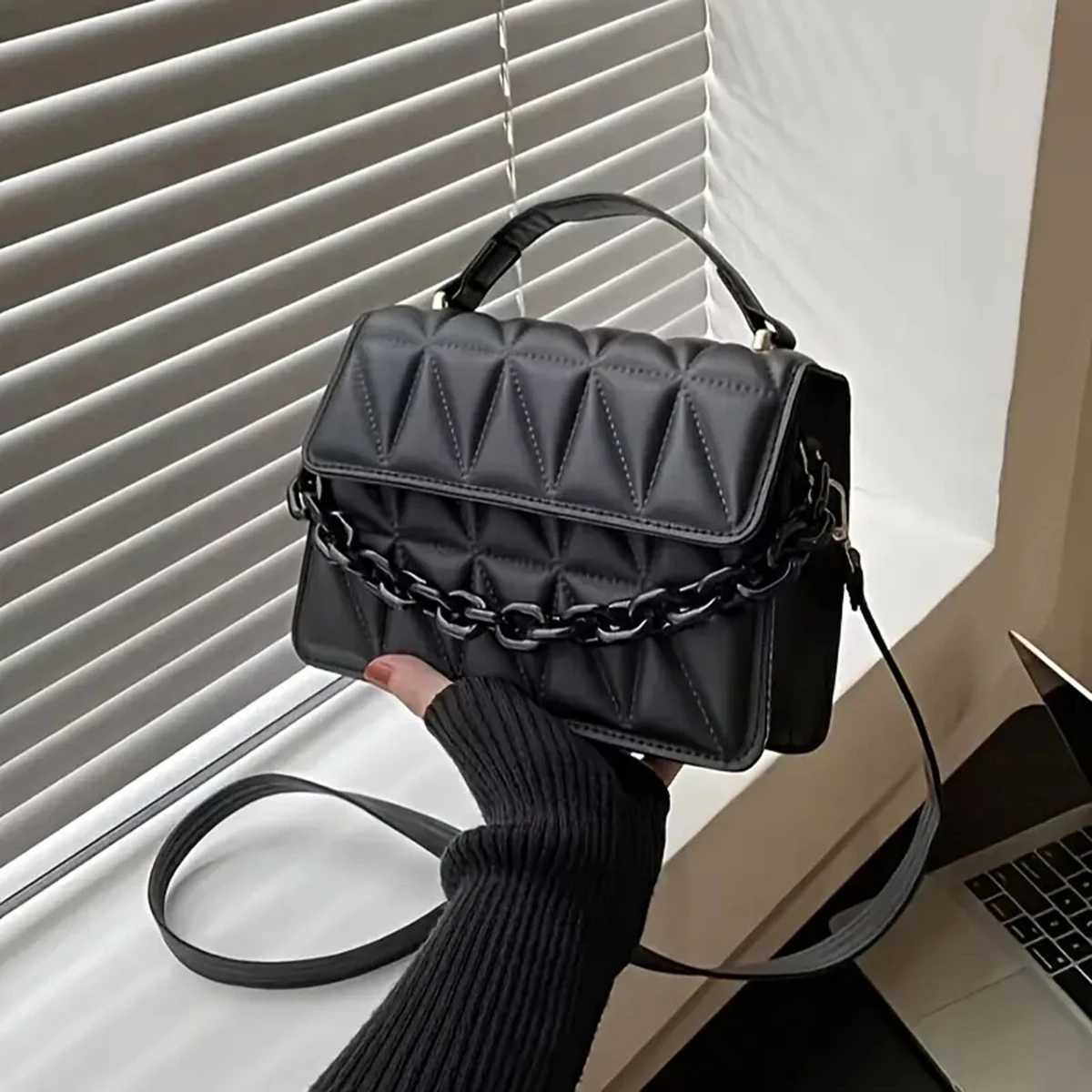 Diamond chain handbag womens fi embossed small square bag womens single shoulder crossbody bag a bagXJ250227