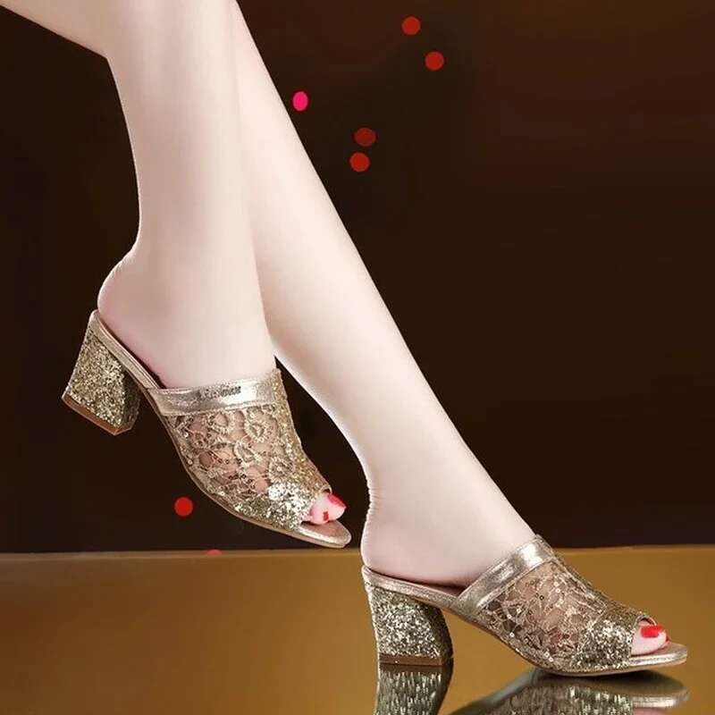 Summer 2025 New Women's Open Toed Sandals Lace Designer Sandals Women's High Heel Sandals Square Heel High Heel Shoes Women's Sandals