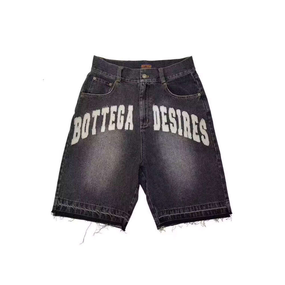 New Men's Explosive Street Loose Five Quarter Pants, Fashionable And Trendy Brand Retro Letter Denim Shorts