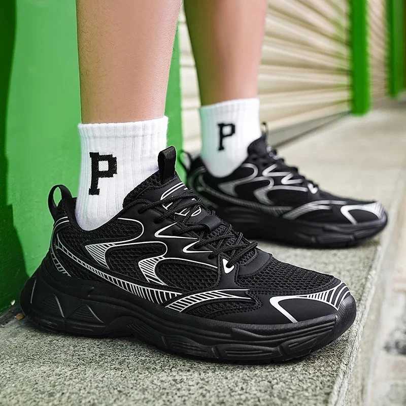 Running Shoes For Men Womens Chunky White Luxary Sneakers Ladies Casual Shoes Fashion Light Male Tennis Sports Fitness Footwear Z250227