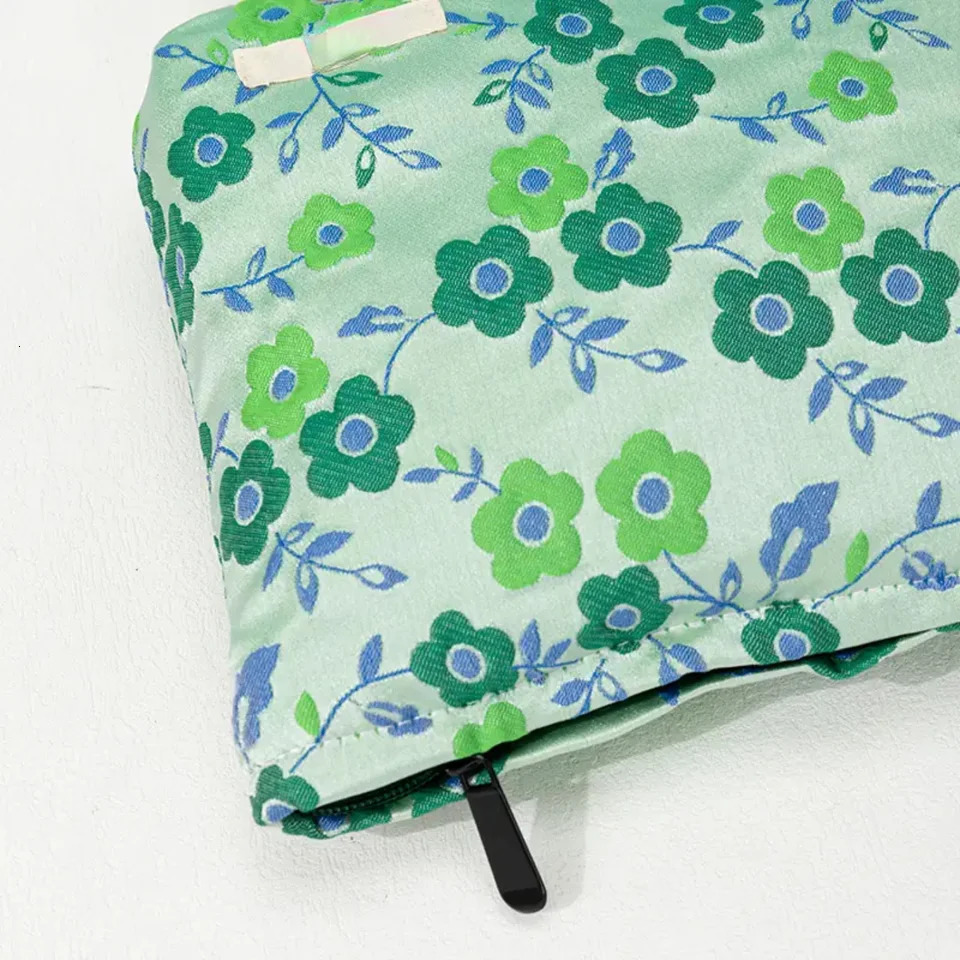 Ship from US Green Flower Ins Makeup Bag Cosmetic Toiletry Stylish and Functional Travel Organizer for Essential Beauty Products 250227FBB