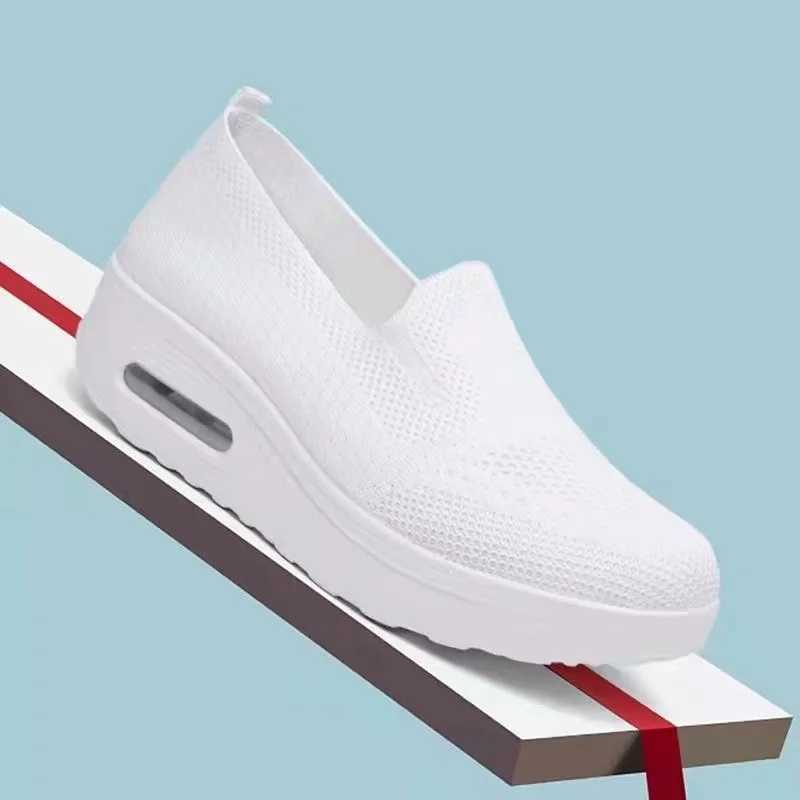 Womens casual sliding sports shoes breathable flying womens mesh upper jogging shoes Z250227