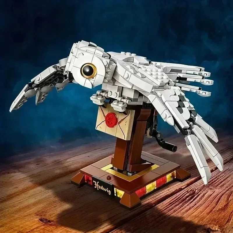 Free shipping MINISO MOC 630PCS Collectors Edition Bird Building Block Assembly 75979 Model Anniversary B Childrens Toy Gift Set