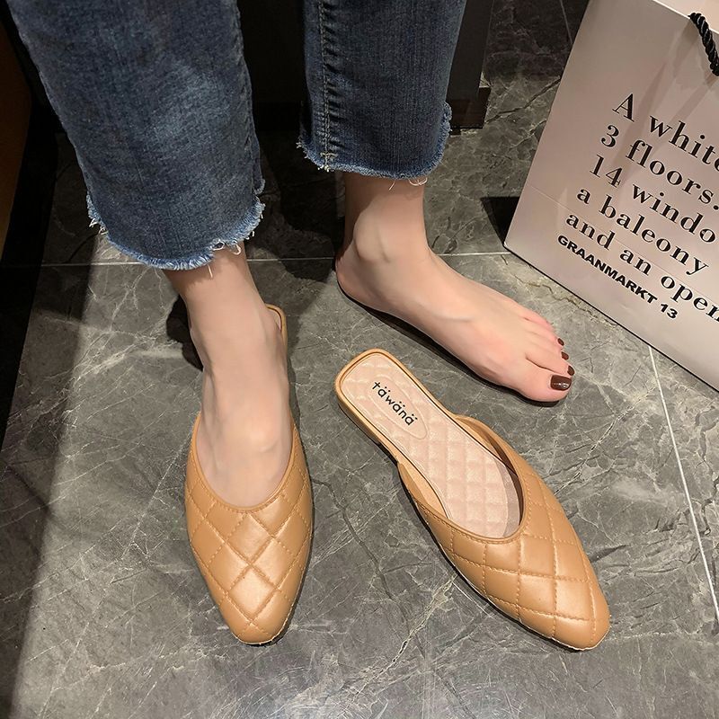 2025 New Women's Casual Slippers Outdoor Beach Black And White Summer Soft Bottom Flip Rainbow Kasut Perempuan Sandals