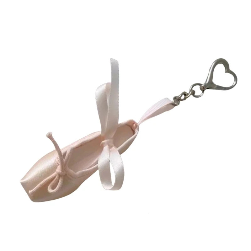 Elegant Ballet Shoes Keychain Alloy Key Holder Unique Keyring Bag Pendant Fashion Accessory for Women and Girls 250227