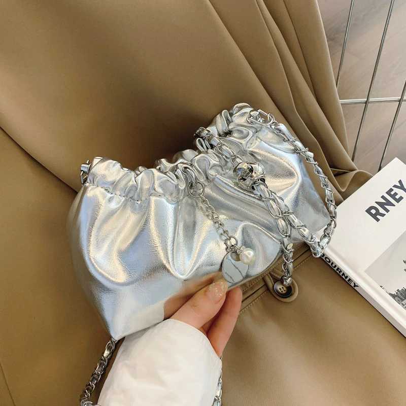 Y2K Millennium Bag Women Drstring Bucket Bag Chain Cloud Shoulder Bags 2025 New Fi Messenger Bags Purses HandbagsXJ250227