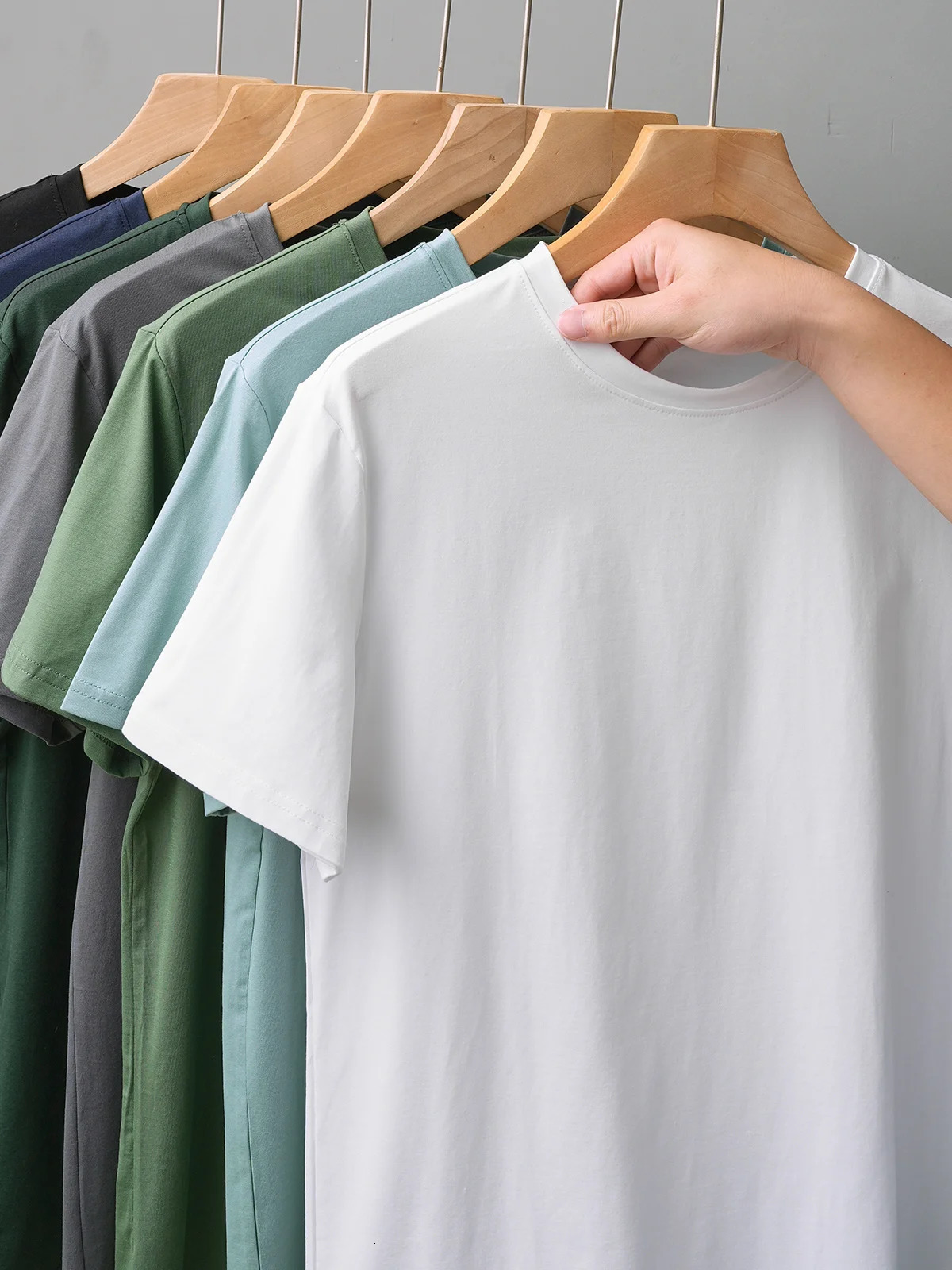 Dukeen Summer Thin Ice Silk T-Shirt for Men Crew Neck Short Sleeve Casual Soft Fitness Tops Plain Modal Cotton Oversized Tees 250226