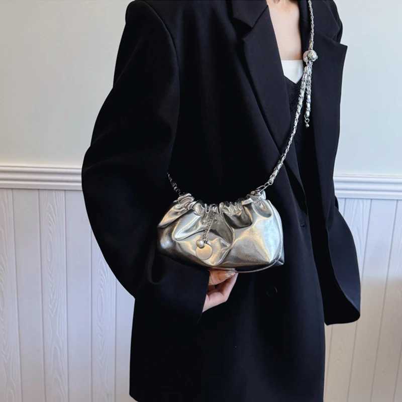 Y2K Millennium Bag Women Drstring Bucket Bag Chain Cloud Shoulder Bags 2025 New Fi Messenger Bags Purses HandbagsXJ250227