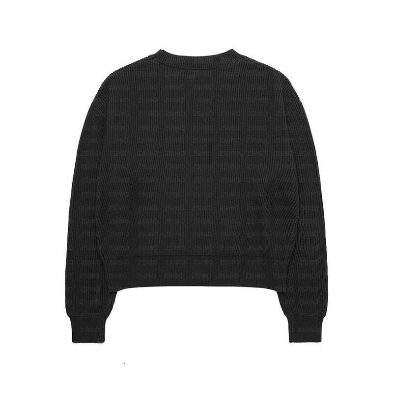 Minimally artistic round neck top pullover, knitted embroidered with letters, long sleeved sweater