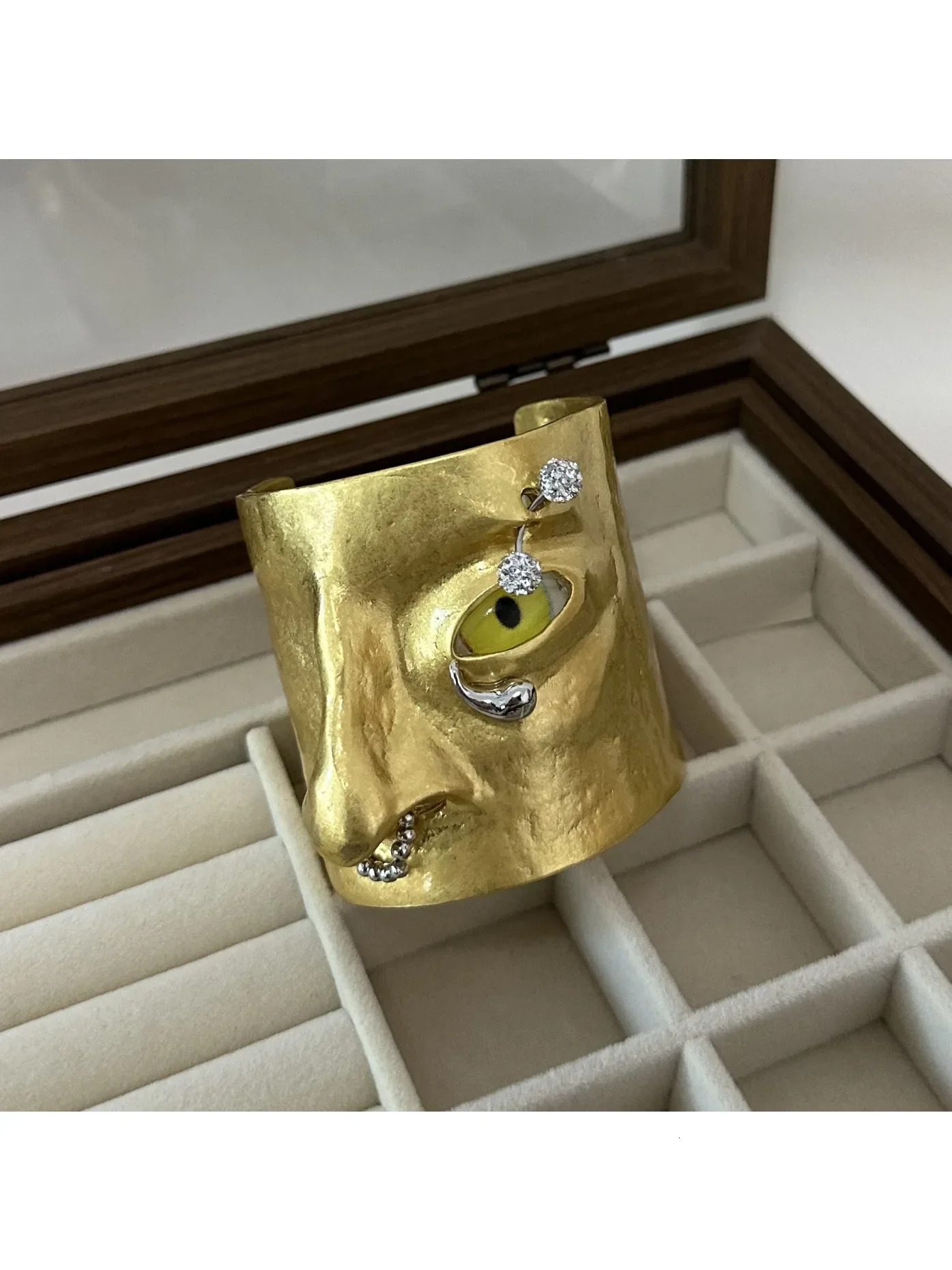 Trendy Crystal Tear Eye Wide Cuff 250221