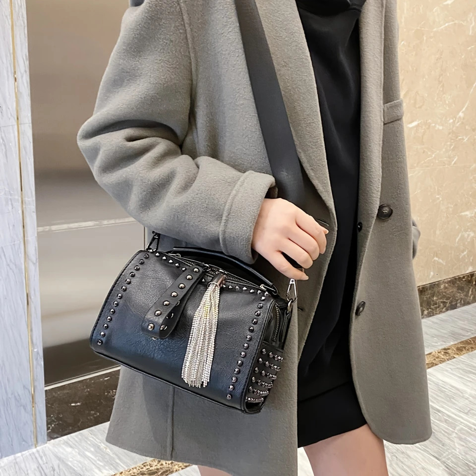 Ship from US Vintage Tassel Rivets Decor Handbag Ladies Fashion Punk Style Crossbody Boston Bag Womens Y2k Novelty 250227FBB