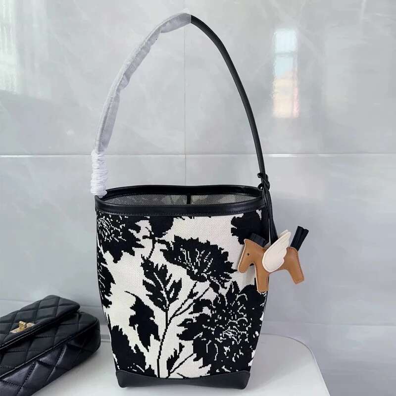 Chinese Style Mesh Bucket Bags For Women Designer Handbag And Purse 2024 New In Large Capacity With Inner Pocket Shoulder