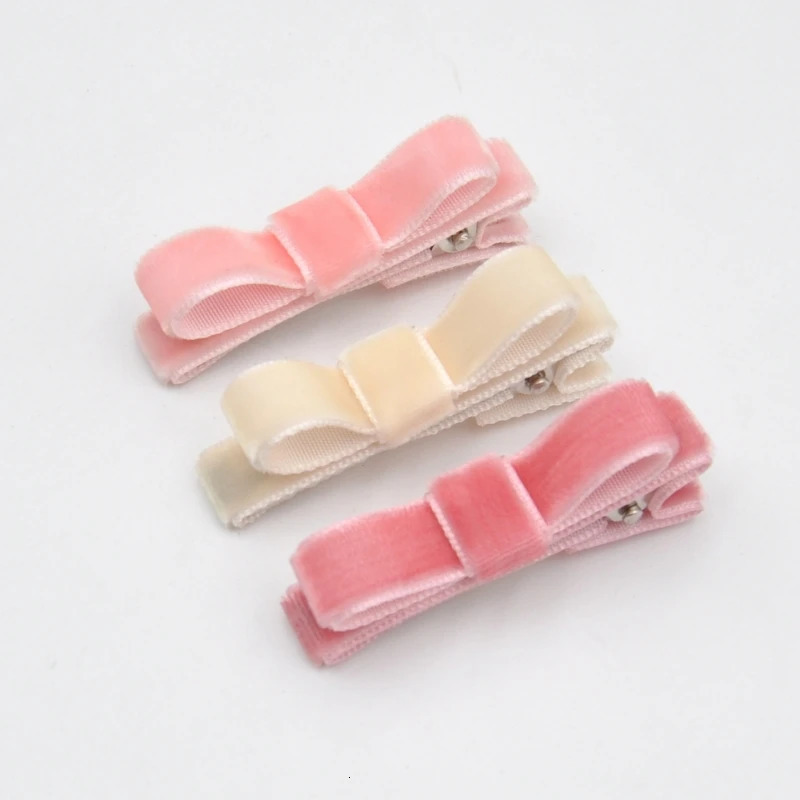 18Pcs/Lot Handmade Velvet Hair Clips Velvet Ribbon Bow Hairpins for Toddlers Baby Hair Accessory 250227
