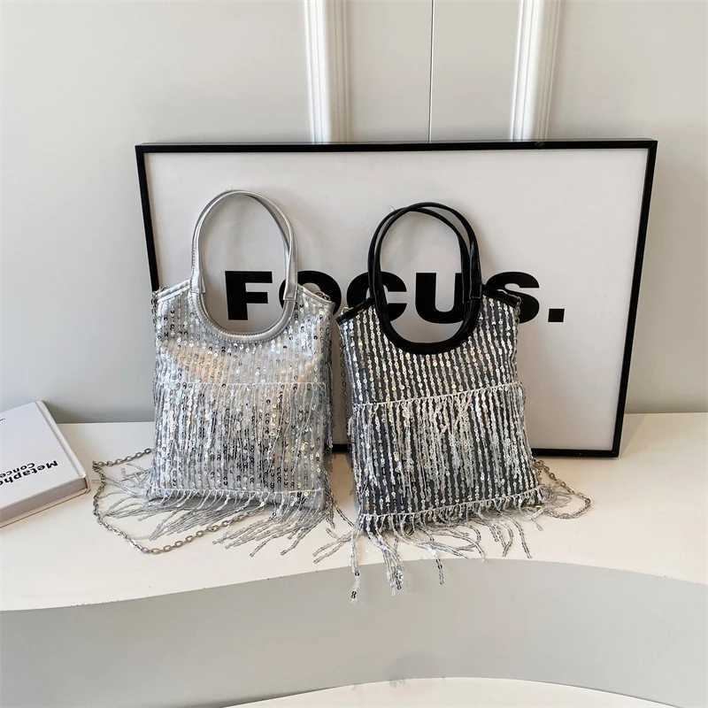 Super Cool Tassel Chains Square Shoulder and Crossbody Bags Hasp Sequined Exquisite Shine Party Handbags for Women 2024 Hot SaleXJ250227