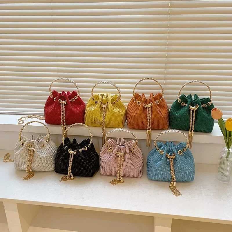 New Arrival Diamonds Tassel Evening CluTCh Bag Women Designer Chain Metal Ring Handle Shiny Crystal Bucket Purse Bridal Wedding Party T250227