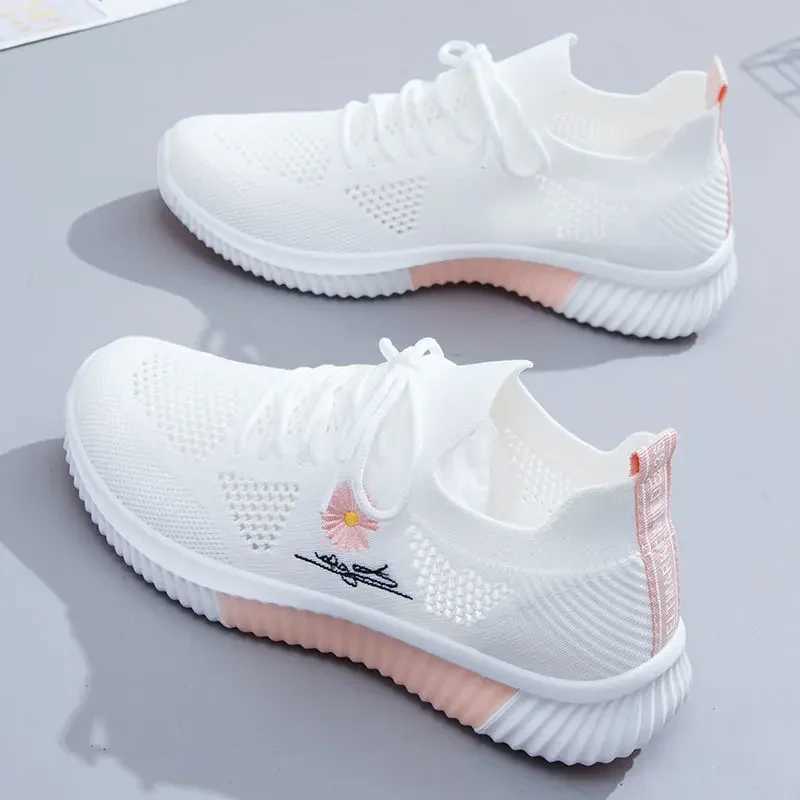 Summer New Sports Shoes Womens Shoes Casual Running Summer Breathable Mesh Small White Shoes Homme Shoussures Sneakers Women Z250227