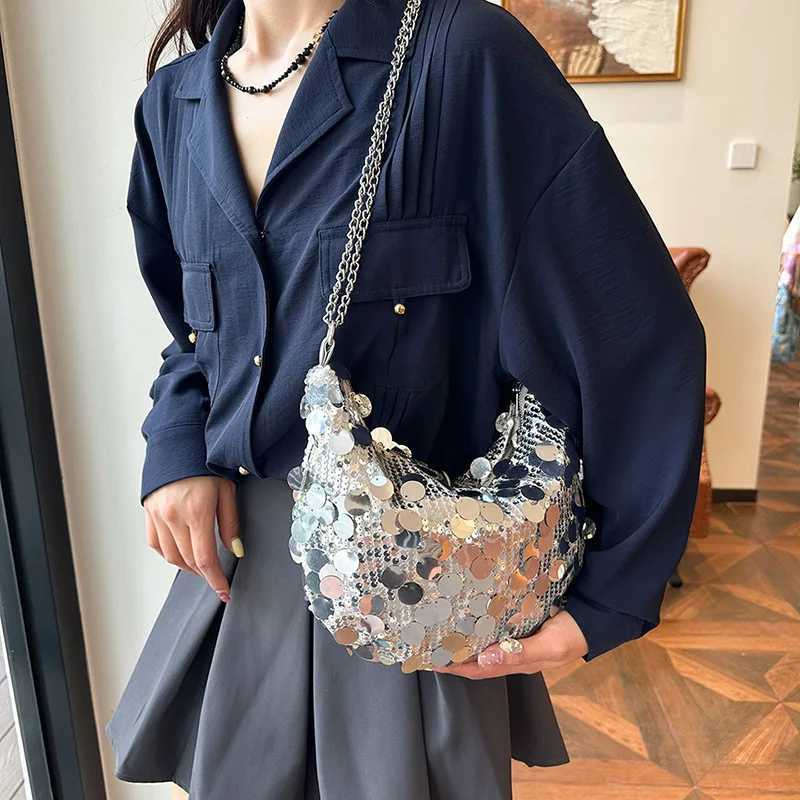 New Arrival Trendy New Sequin Dumpling Bags Classic Fashion Big Capacity Tote Handbags For Women Silver Color Chain Shoulder Bag Summer T250227