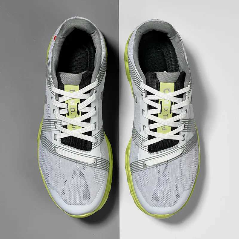 2025 Running Shoes Men Mesh Lightweight Flat Outdoor Gym Jogging Shoes Comfortable Original Tennis Shoes Cushioning Sneakers MenXJ250227
