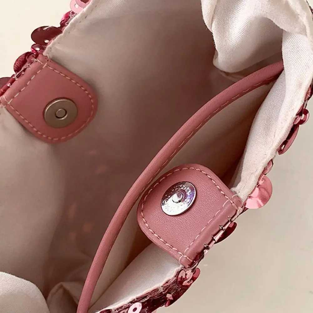 New Arrival Silver Sequin Bag Casual Purse Mobile Phone Bag Blingbling Handbag Underarm Bag Make Up Bag Outdoor T250227