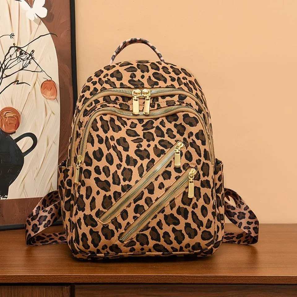Diaper Bags Women New Leopard Print Zipper Design Lady Canvas Shoulders Backpack Bag Woman Satchel Totes Handle Travel Commute Packsack Bag Y250227ZYU